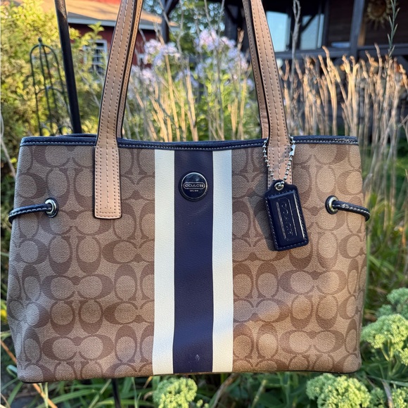 Coach Sig C Stripe Tote - Picture 1 of 16